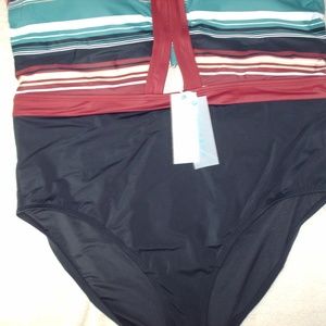 Coastal Blue Women's Plus Size 2X Swimsuit